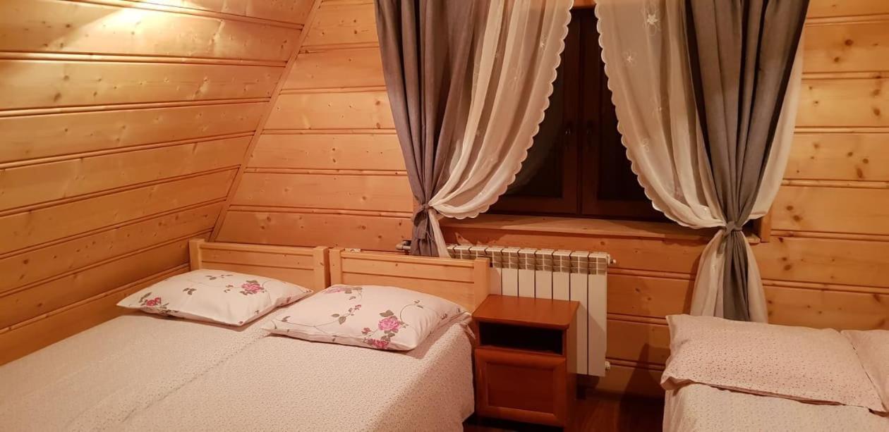 Pokoje Goscinne Anna Bobak ザコパネ エクステリア 写真
